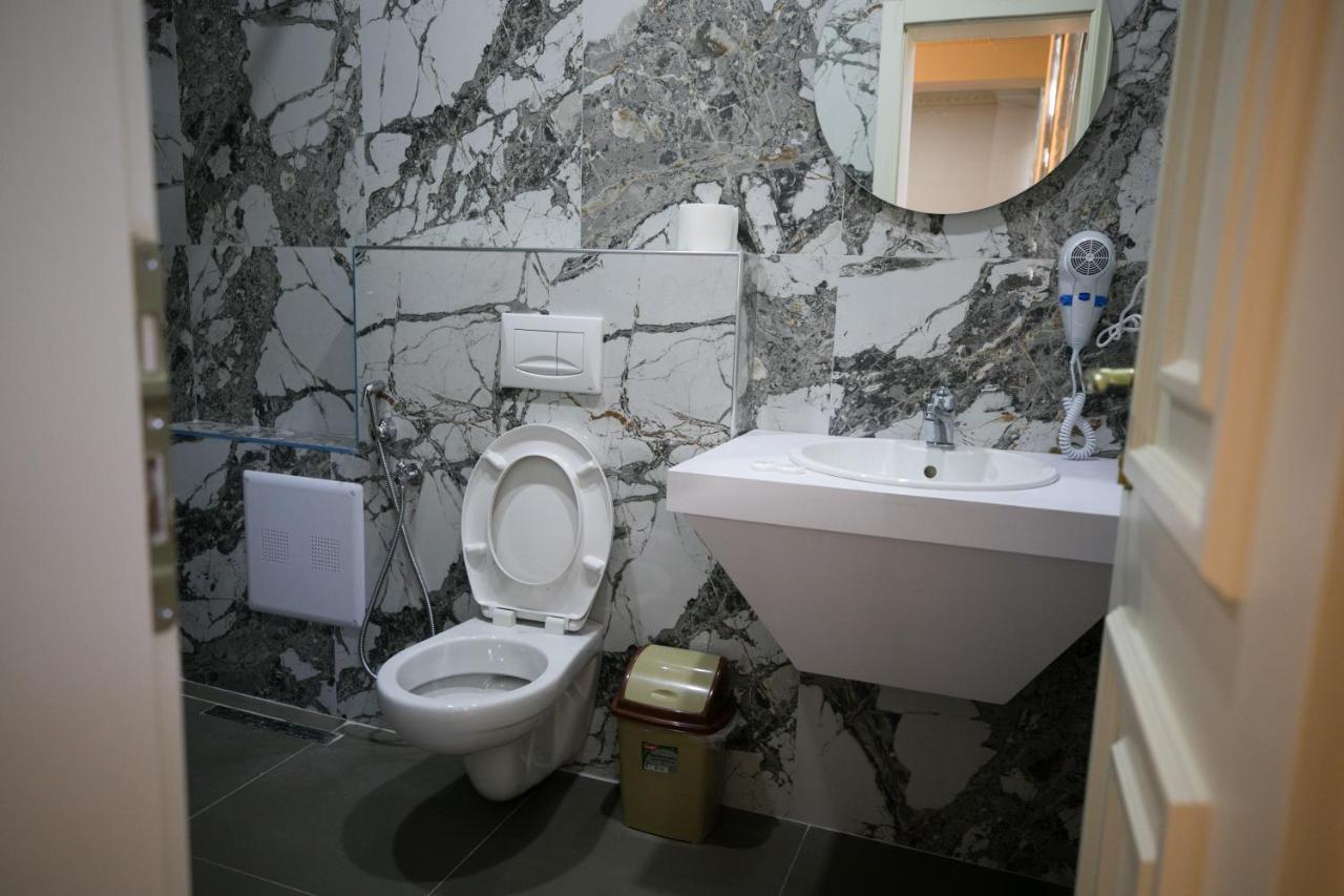 טיראנה Hotel Lotus מראה חיצוני תמונה