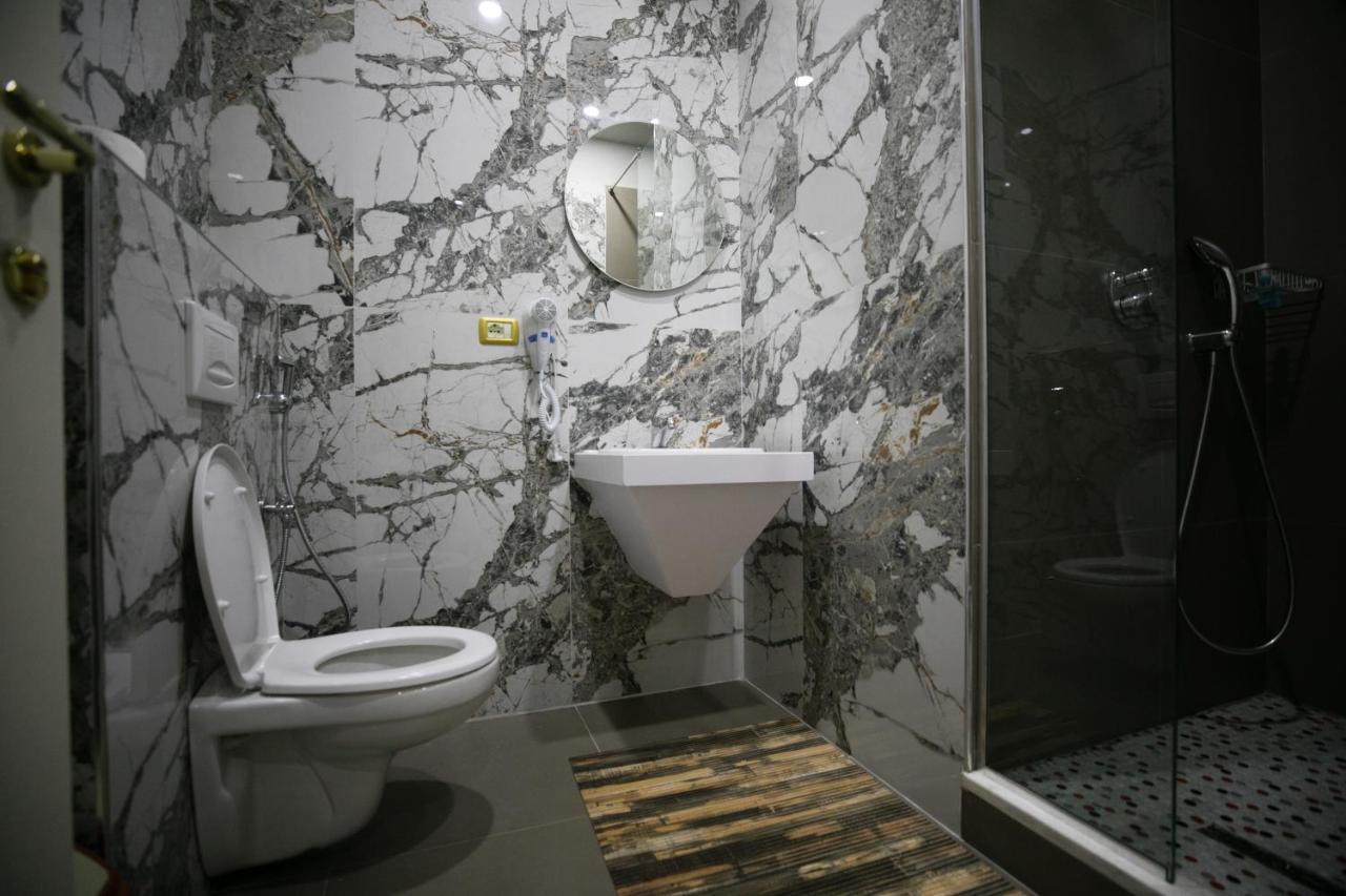 טיראנה Hotel Lotus מראה חיצוני תמונה